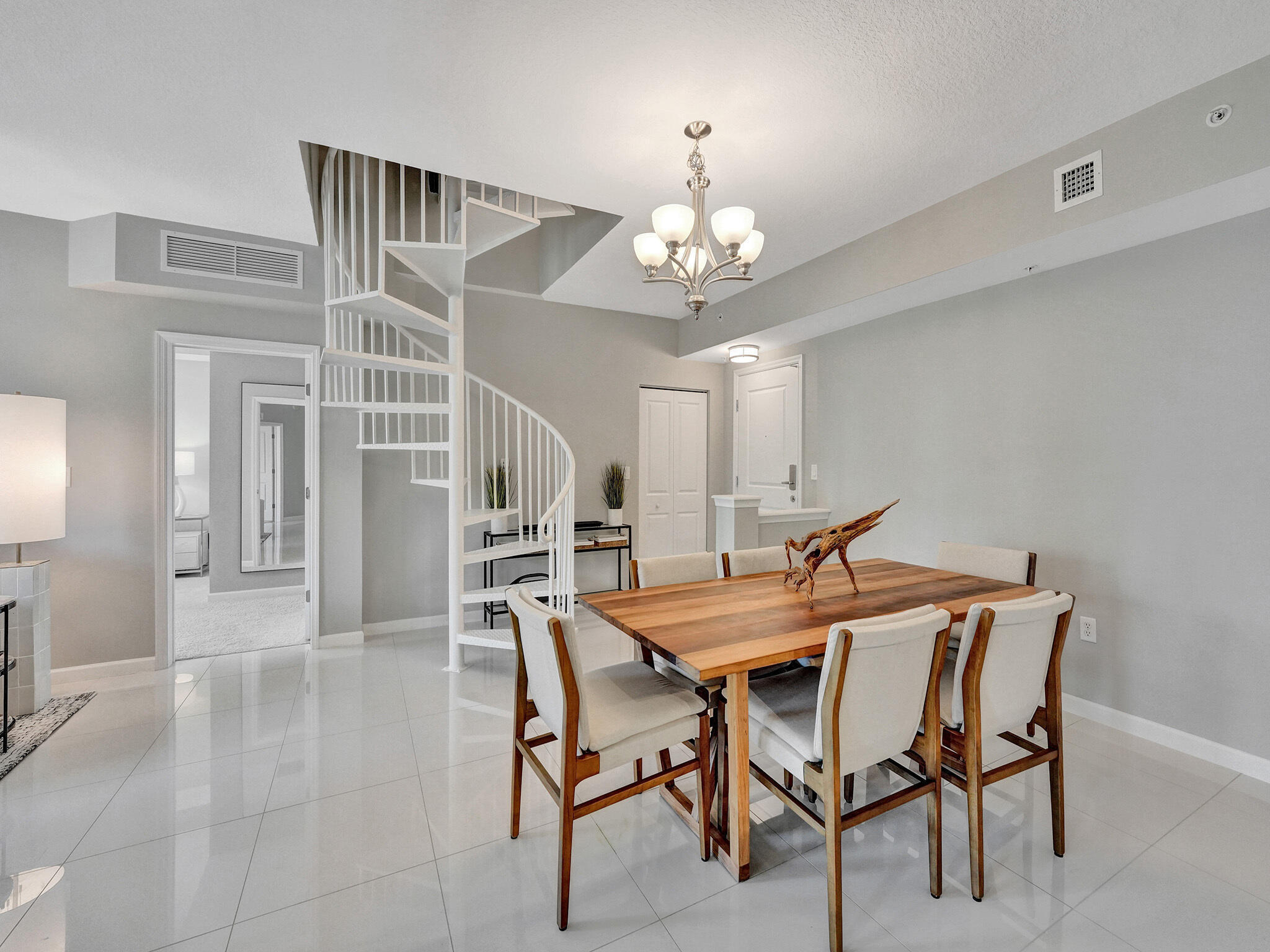 ASTOR - Residential Lease