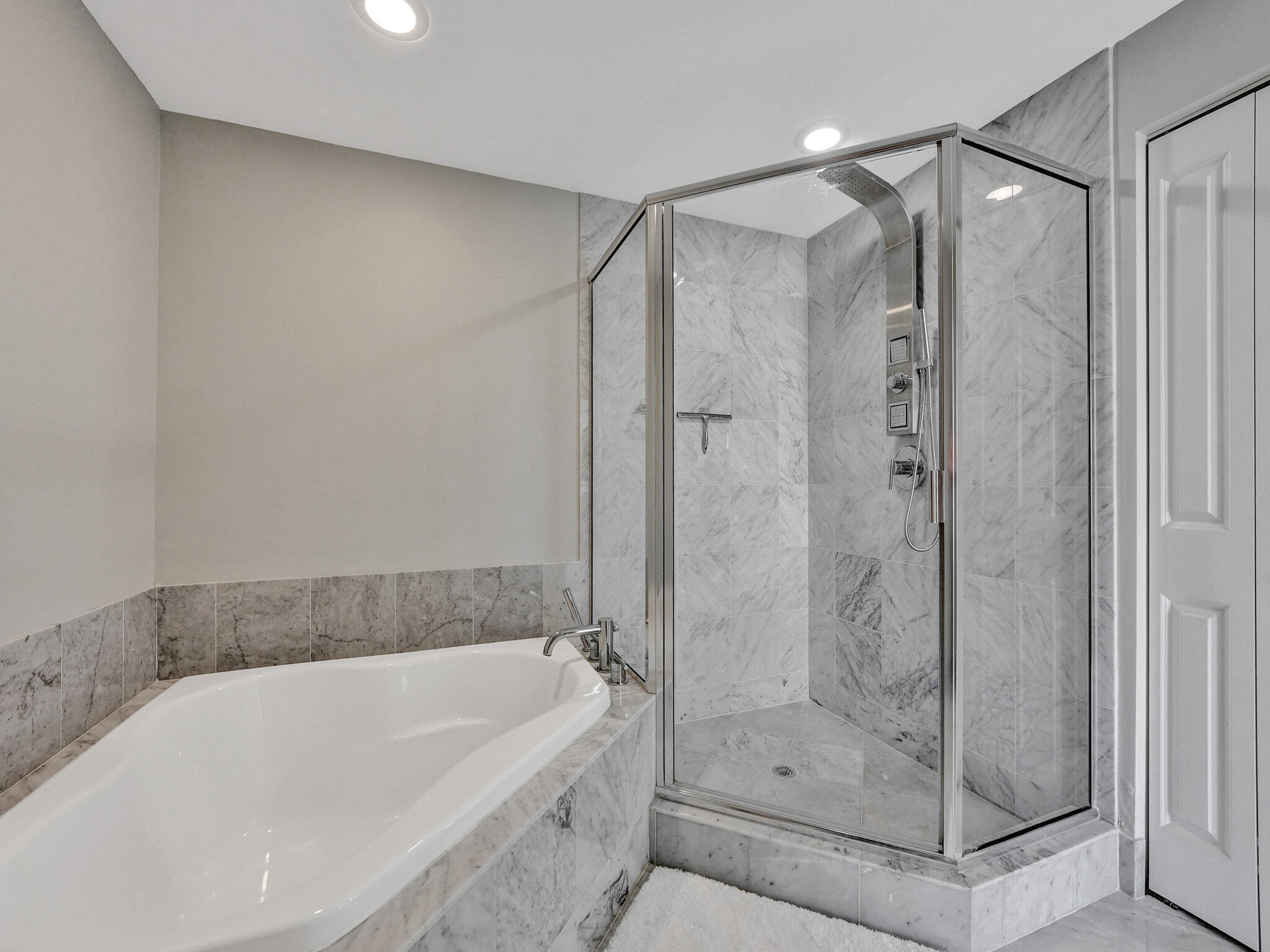 ASTOR - Residential Lease