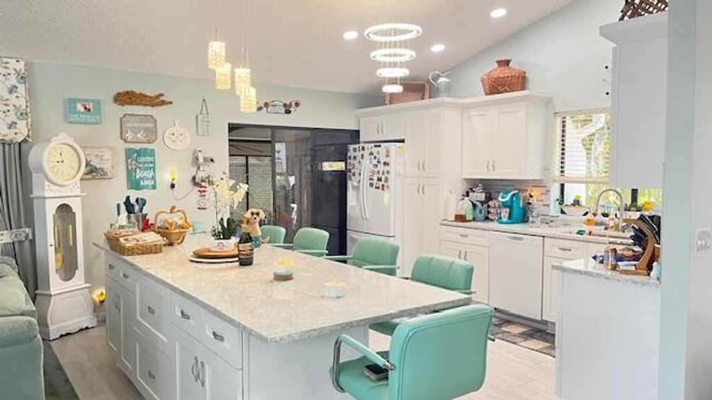 Photo of 5518 Ainsley Court, Boynton Beach, FL 33437 (MLS # B26005774)