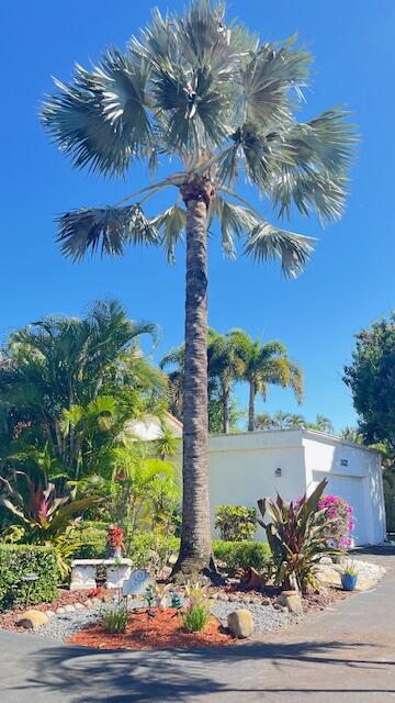 VILLAS OF MONTEREY AT INDIAN SPRING - Residential