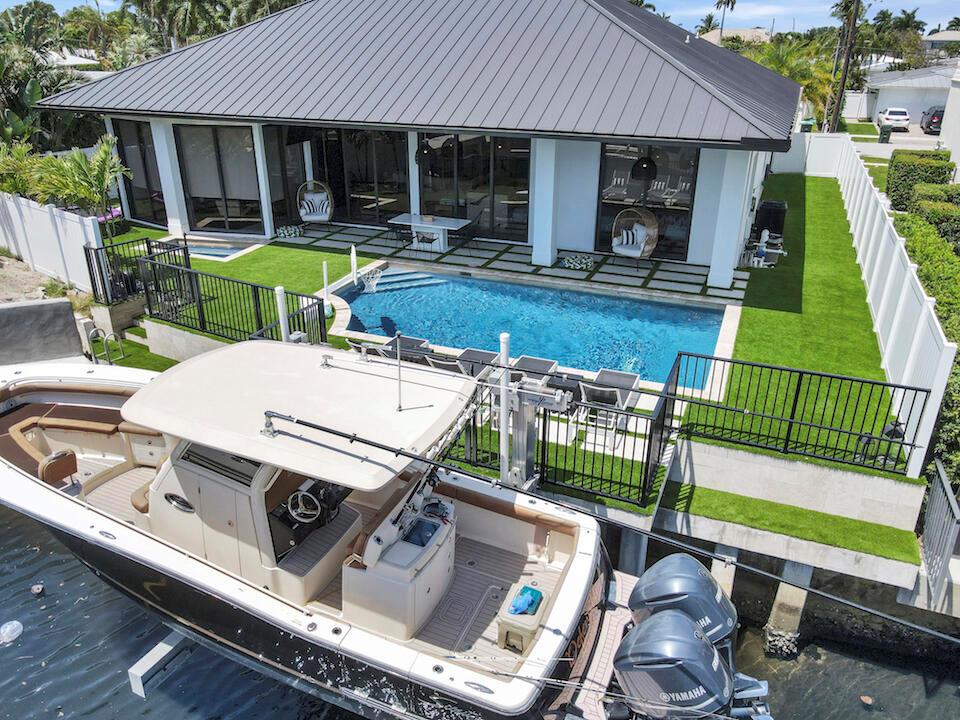 BOCA HARBOUR 5TH SEC - Residential