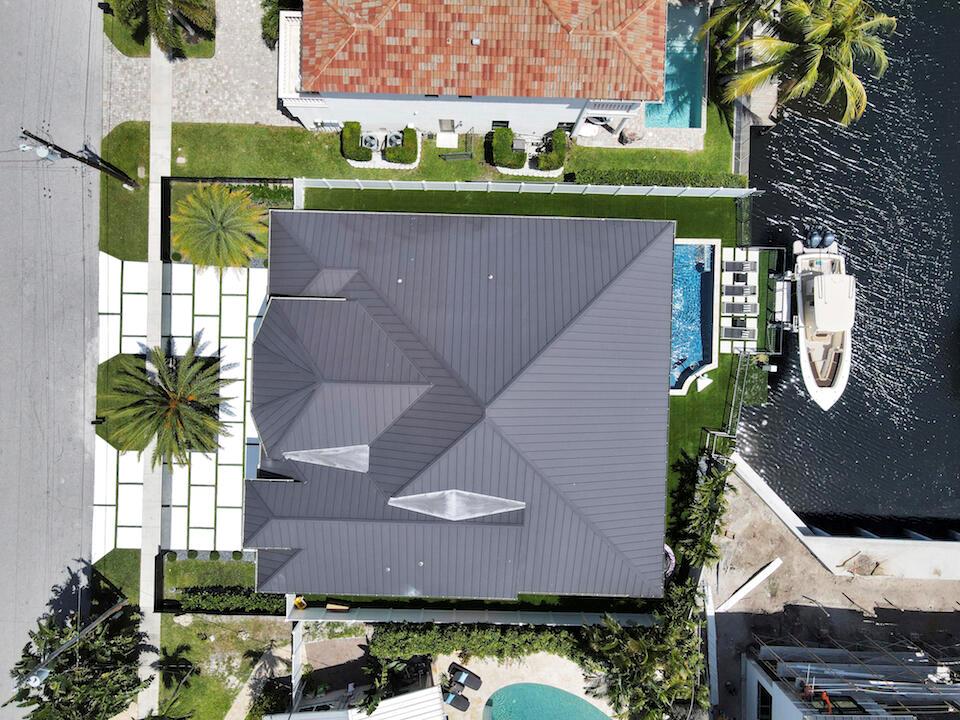 BOCA HARBOUR 5TH SEC - Residential