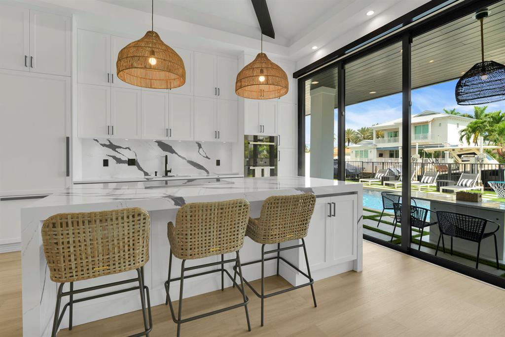 BOCA HARBOUR 5TH SEC - Residential