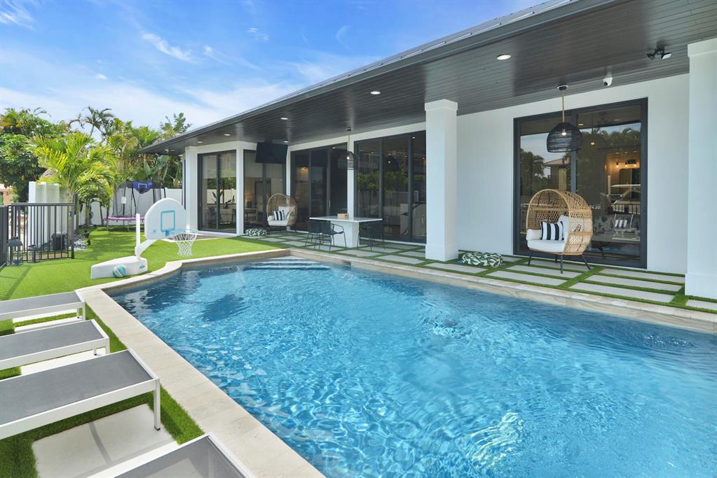 BOCA HARBOUR 5TH SEC - Residential