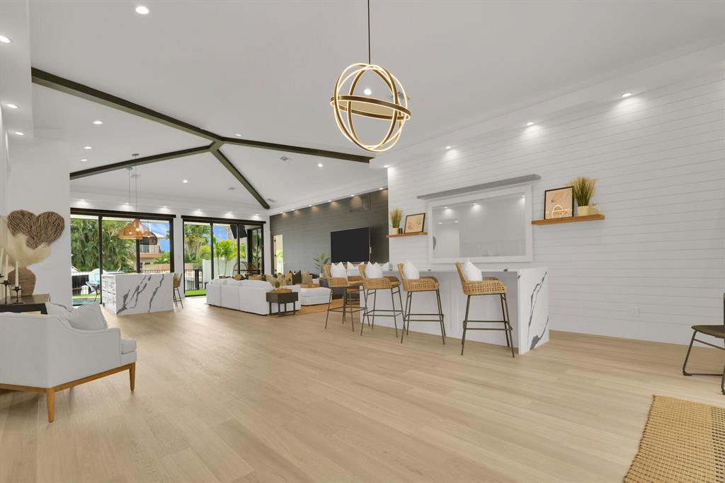 BOCA HARBOUR 5TH SEC - Residential