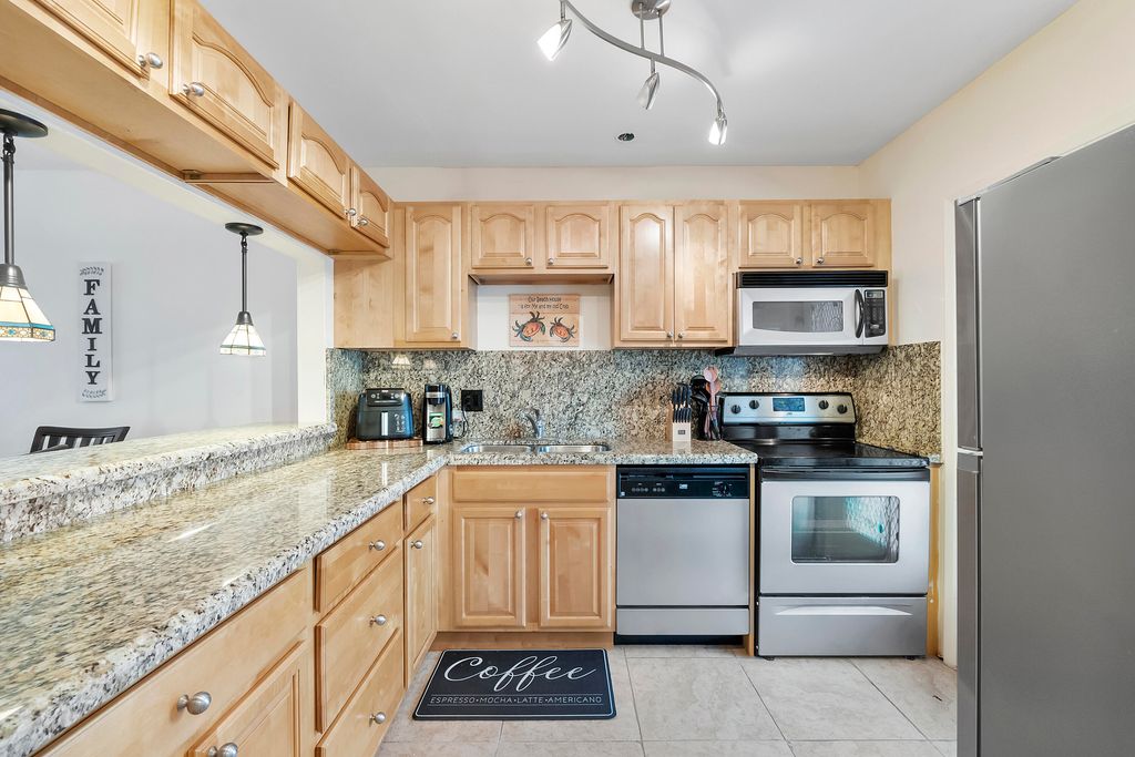 Photo of 5200 Washington Street #301, Hollywood, FL 33021 (MLS # B26001973)