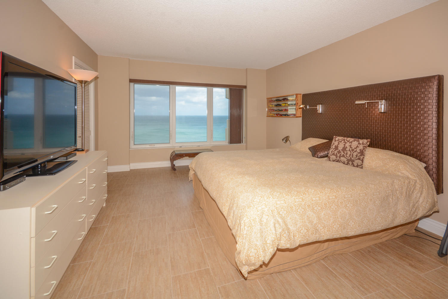 SABAL SHORES - Residential