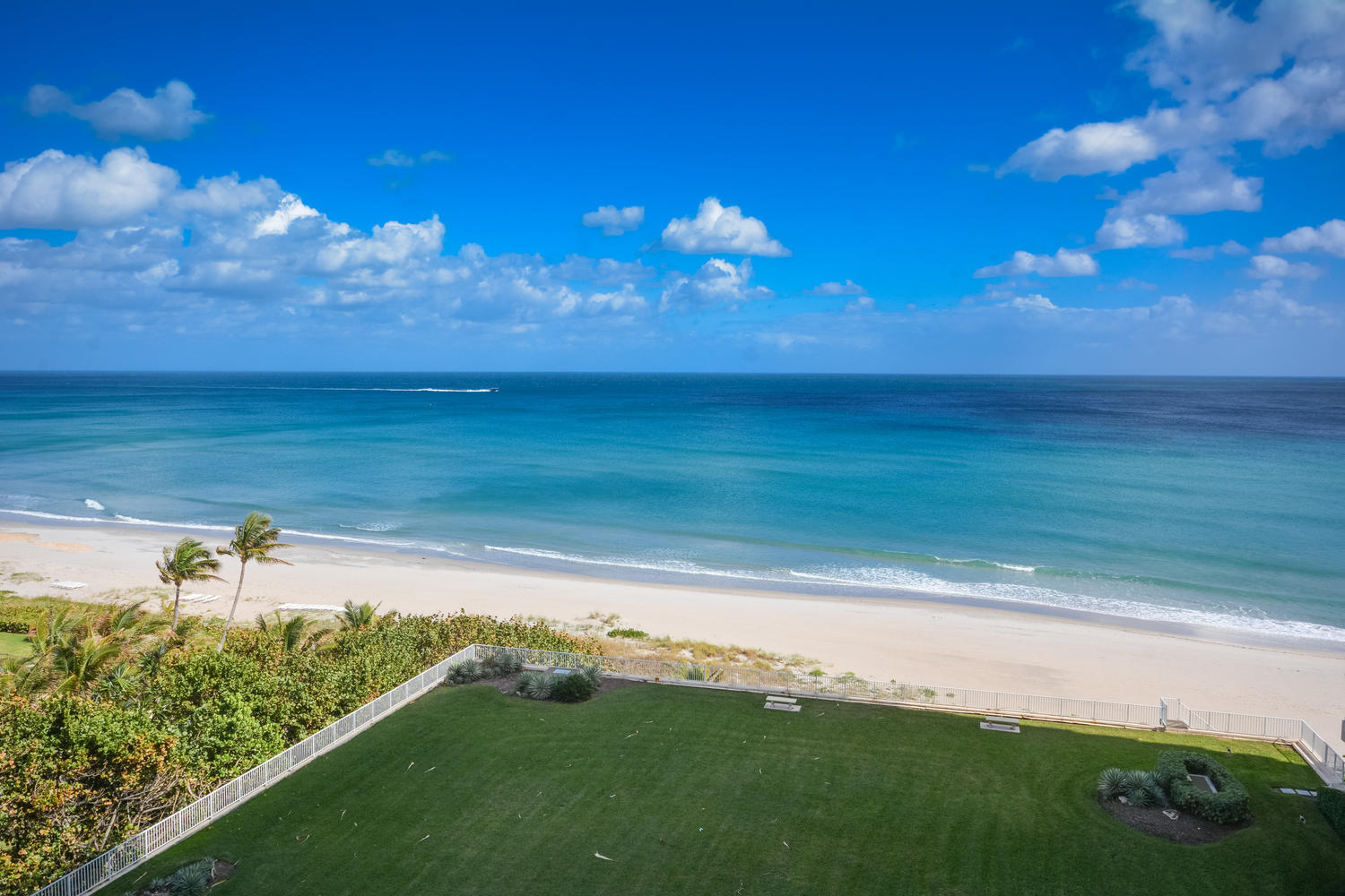 SABAL SHORES - Residential