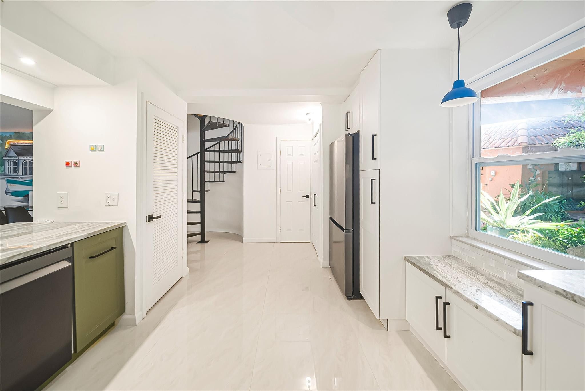 TENNIS CLUB TILDEN CONDO - Residential