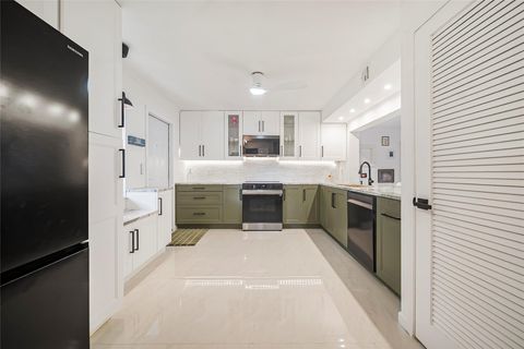 Tiny photo for 620 Tennis Club Drive #111, Fort Lauderdale, FL 33311 (MLS # B26014133)