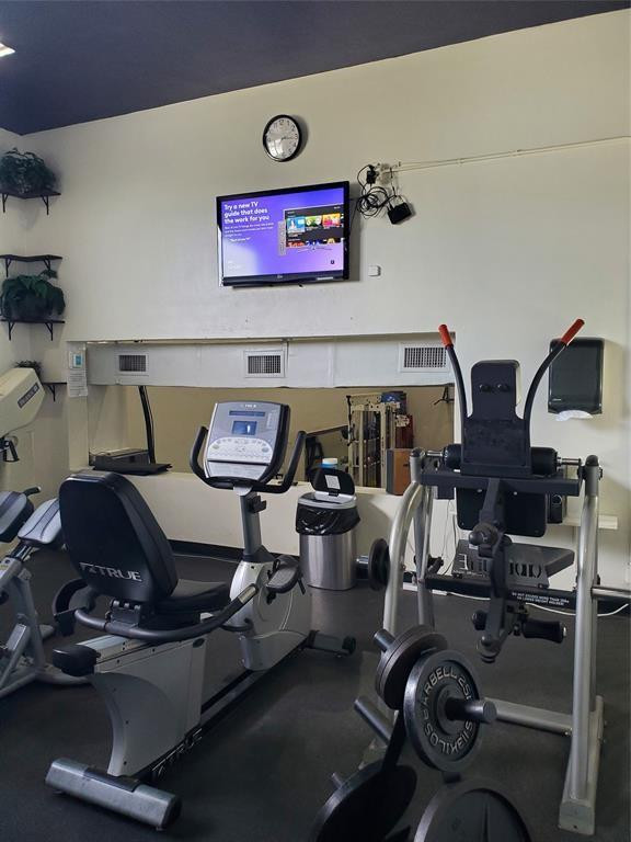 TENNIS CLUB TILDEN CONDO - Residential