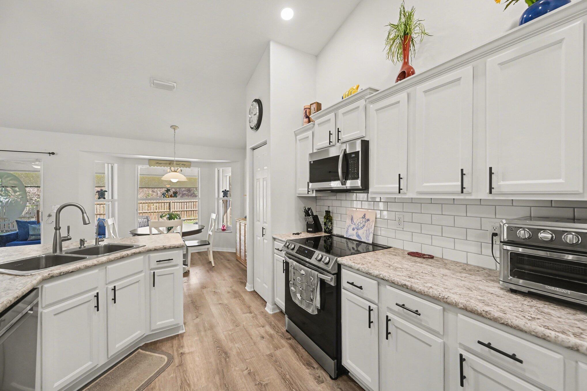 SEBASTIAN HIGHLANDS UNIT 13 - Residential