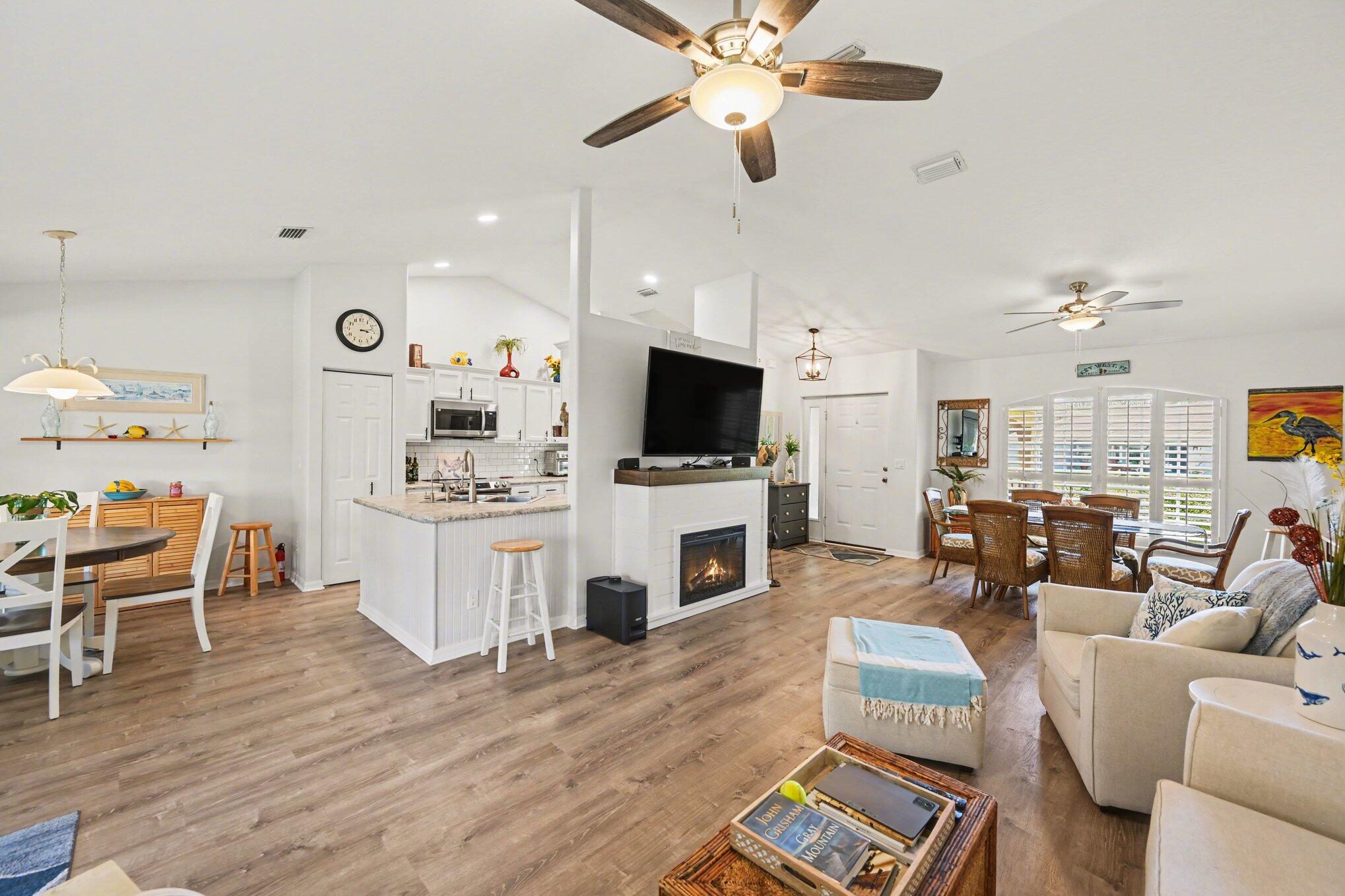 SEBASTIAN HIGHLANDS UNIT 13 - Residential