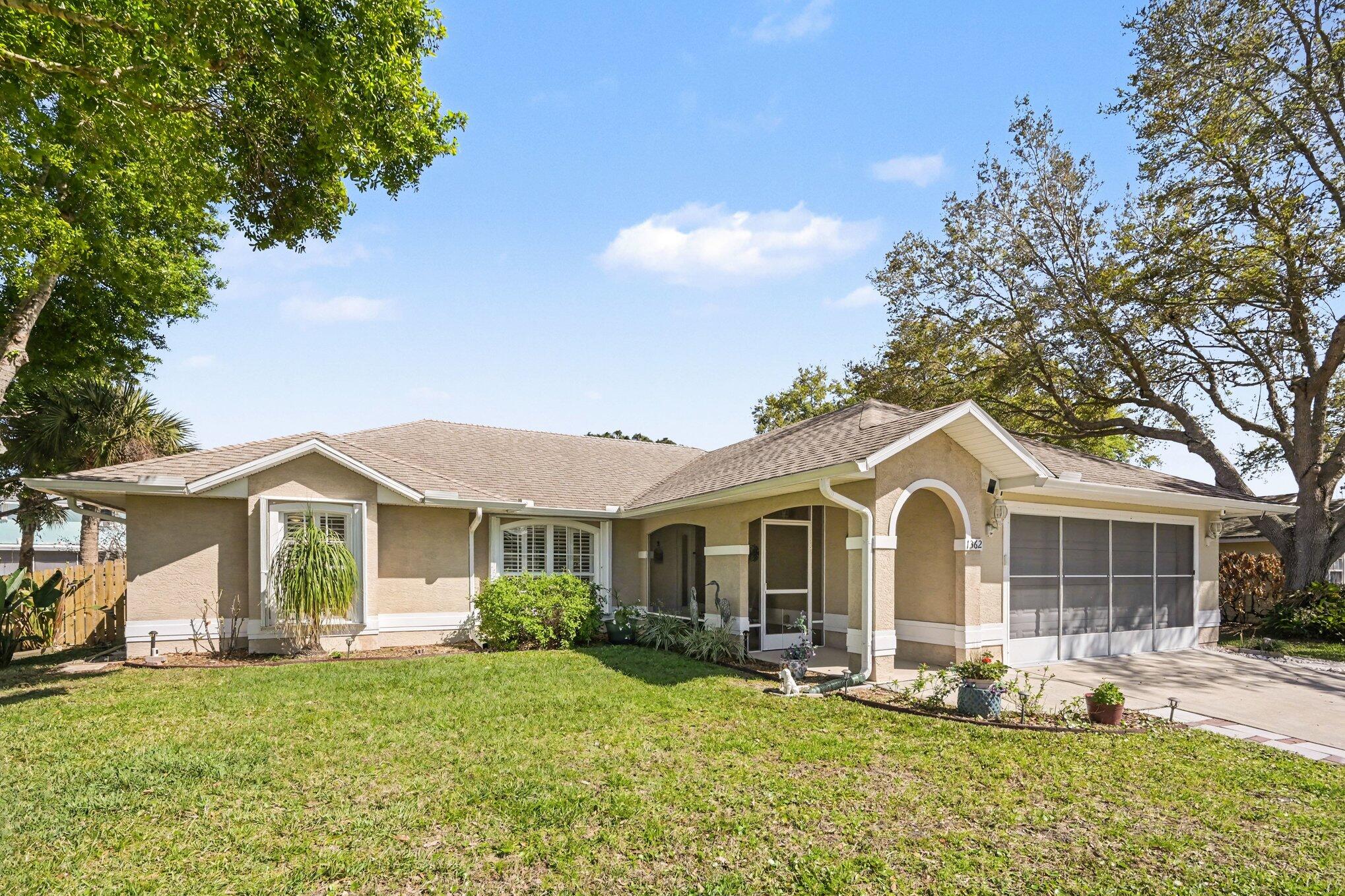 SEBASTIAN HIGHLANDS UNIT 13 - Residential