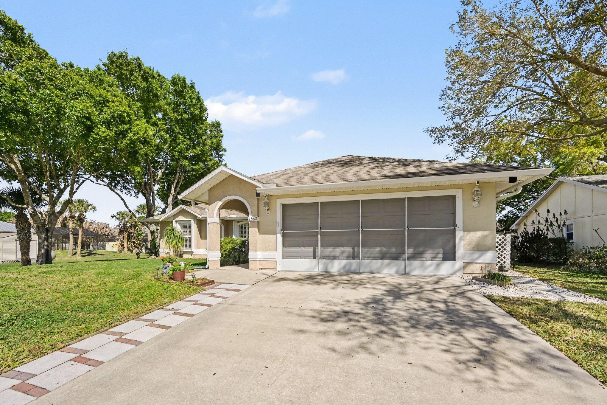 SEBASTIAN HIGHLANDS UNIT 13 - Residential