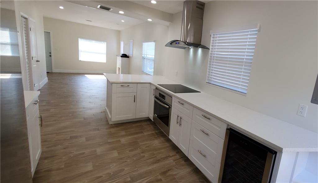 St James Park Delmar 11-2 - Residential
