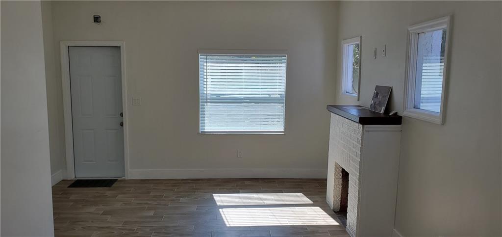 St James Park Delmar 11-2 - Residential