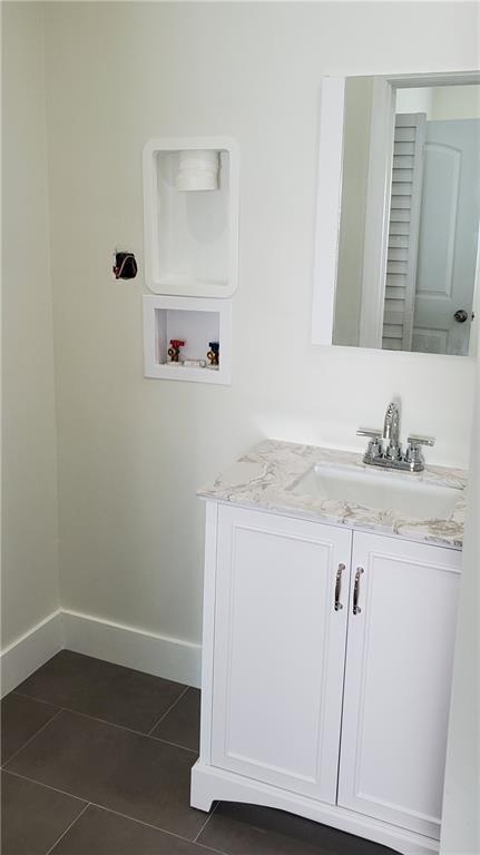St James Park Delmar 11-2 - Residential