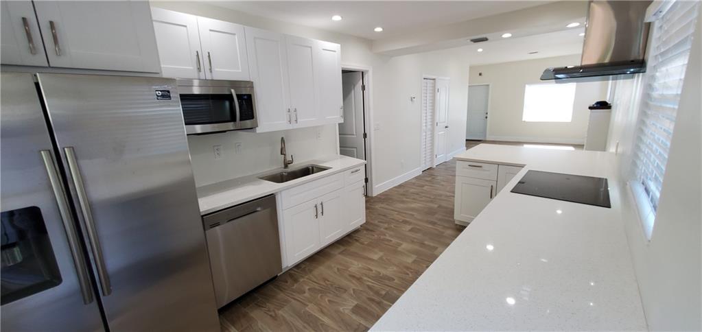 St James Park Delmar 11-2 - Residential