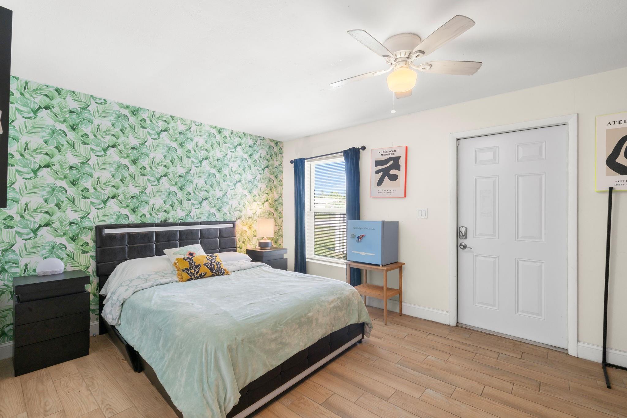 PALM BEACH LAKES SOUTH 2 - Residential