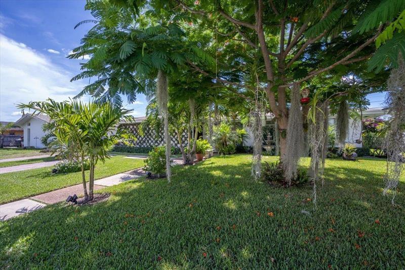 PALM BEACH LAKES SOUTH 2 - Residential