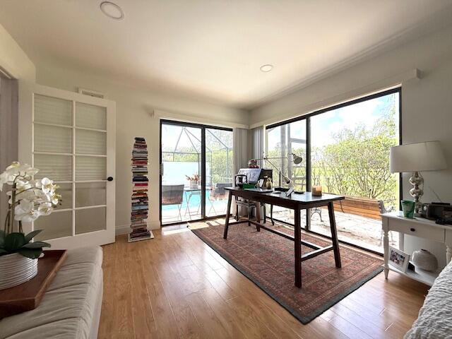 HOLLOWS OF DEER CREEK CONDO - Residential Lease