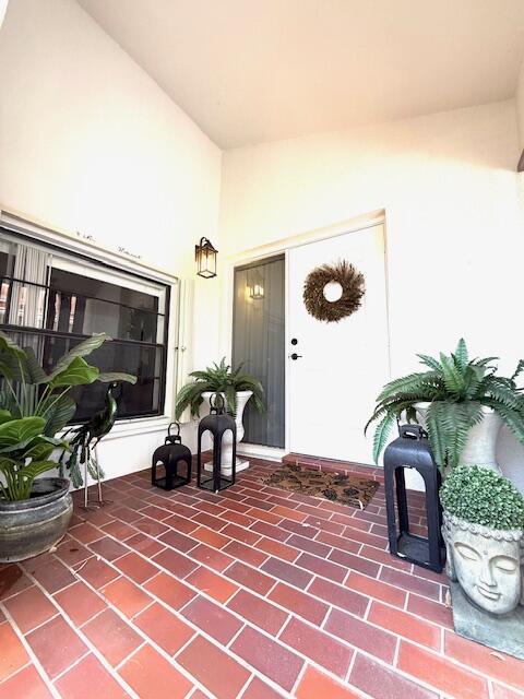 HOLLOWS OF DEER CREEK CONDO - Residential Lease