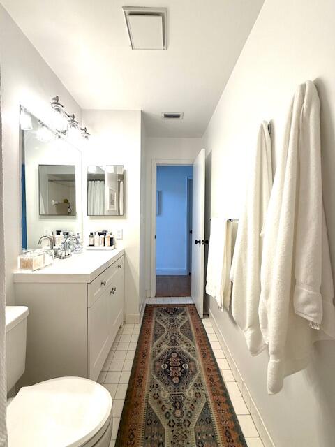 HOLLOWS OF DEER CREEK CONDO - Residential Lease