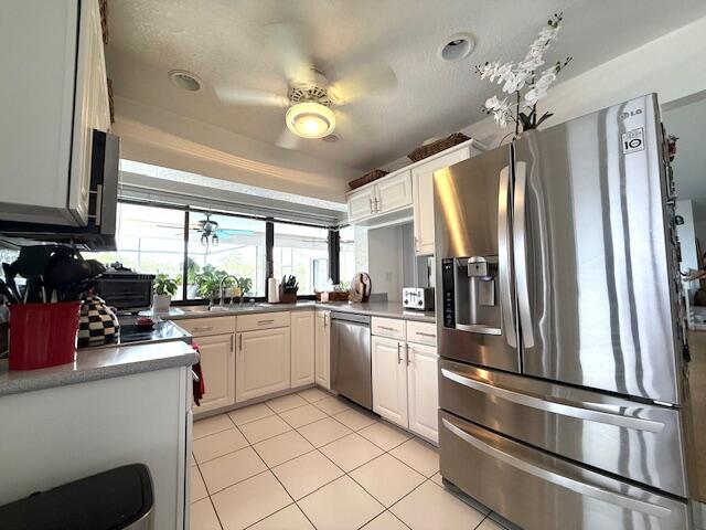 HOLLOWS OF DEER CREEK CONDO - Residential Lease