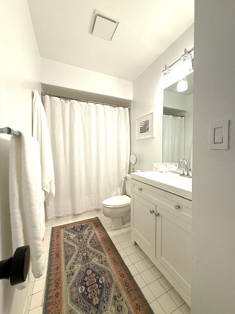 HOLLOWS OF DEER CREEK CONDO - Residential Lease