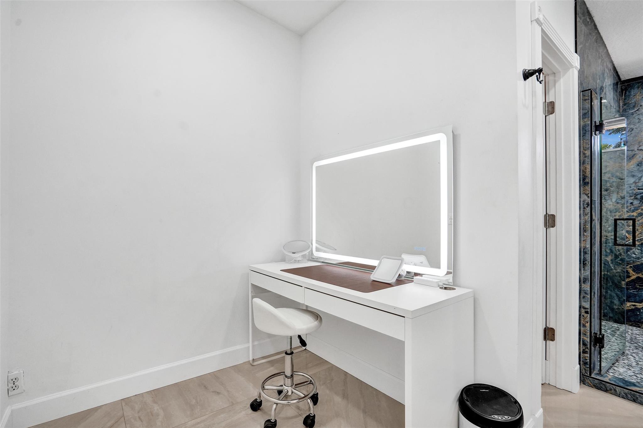 Chambers Land Co Sub Se1/ - Residential
