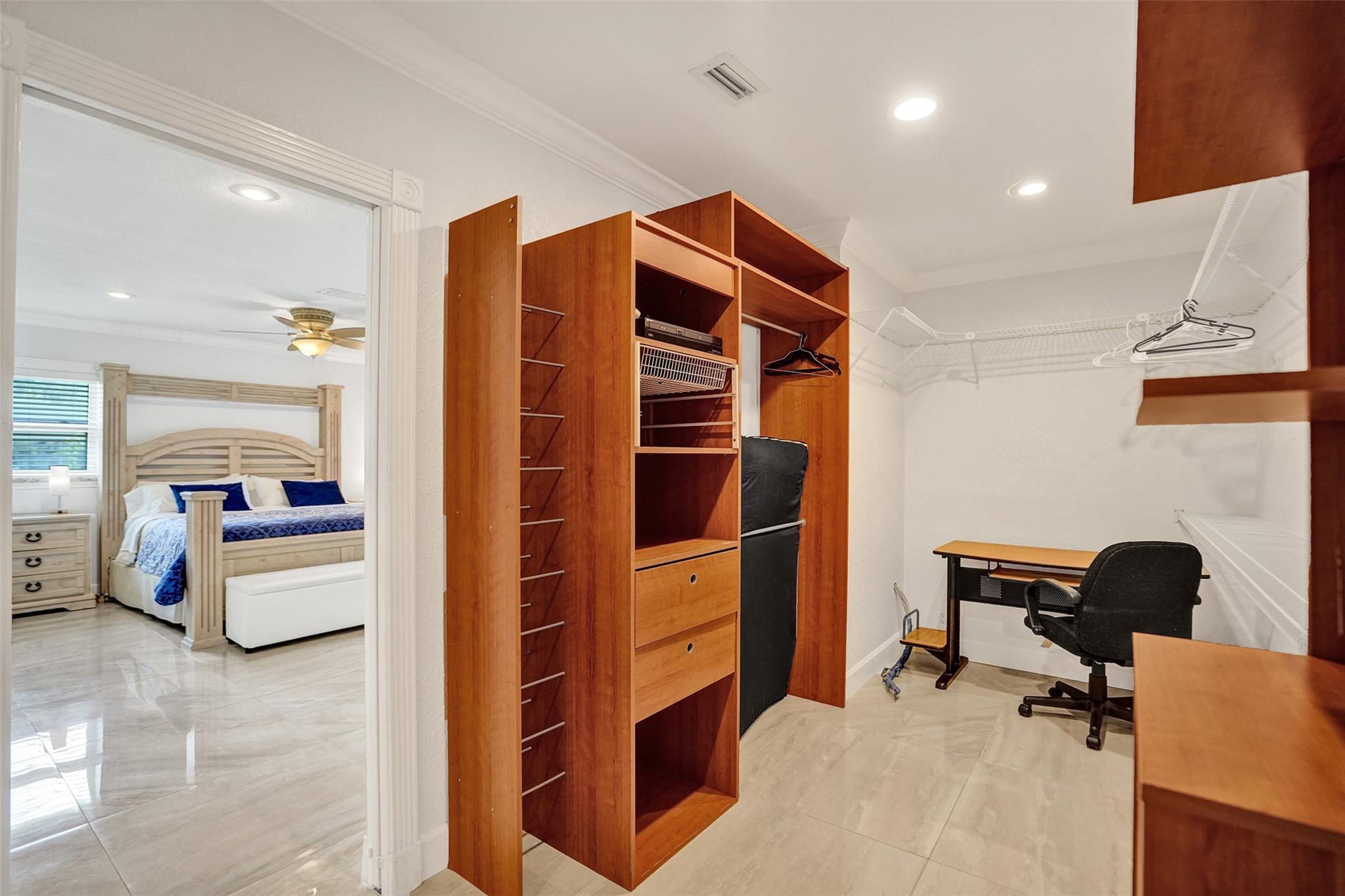 Chambers Land Co Sub Se1/ - Residential