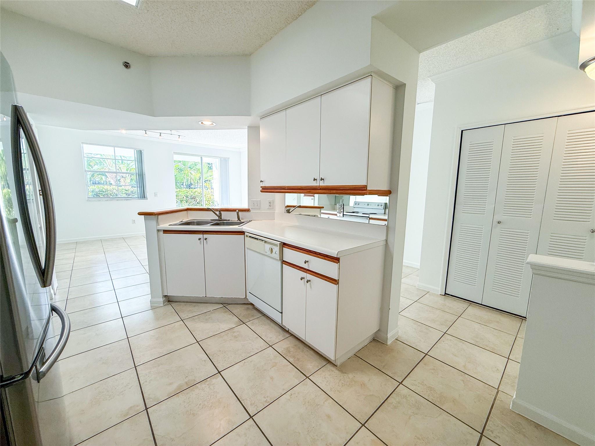 Village By The Bay Condo - Residential Lease