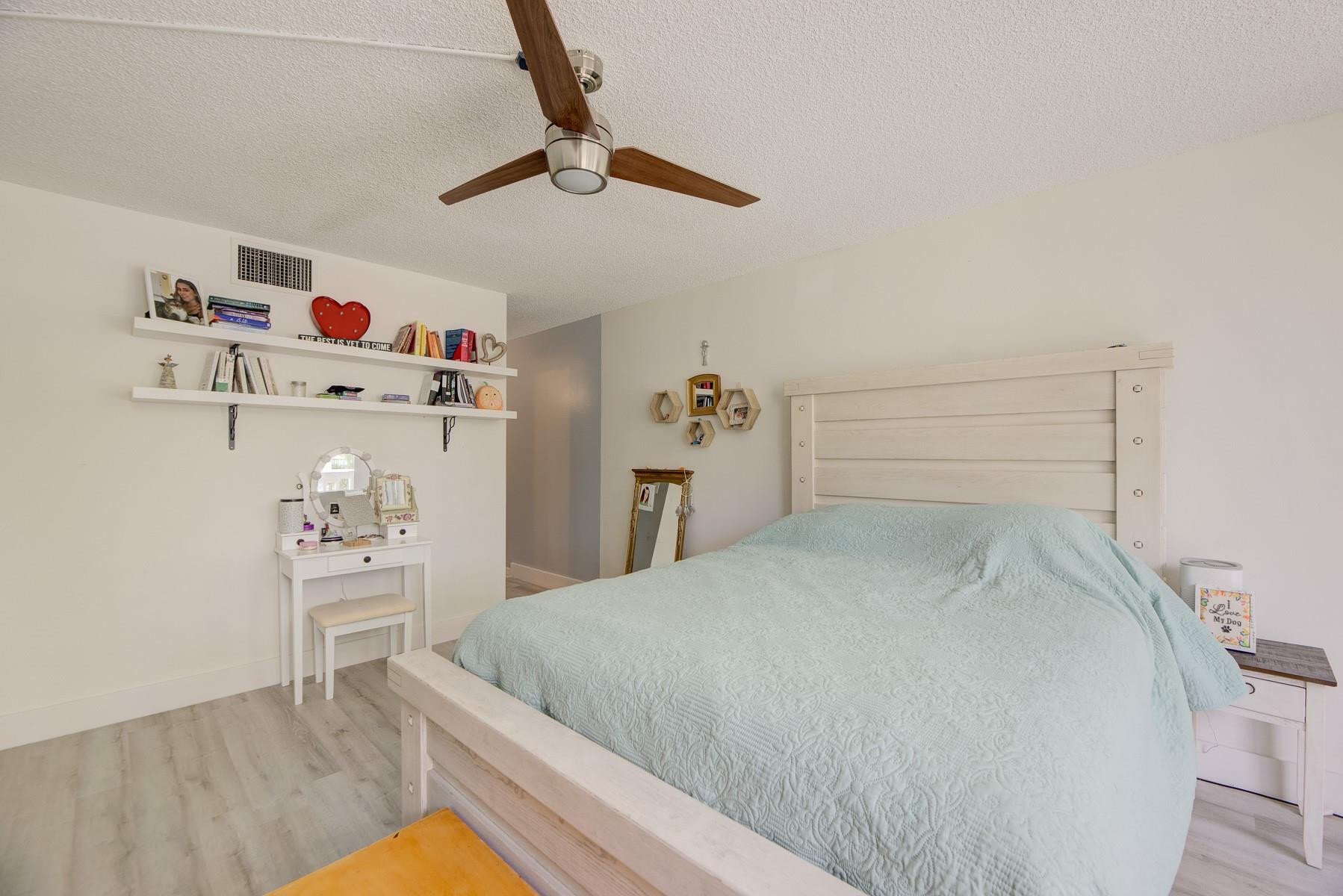 ENVIRON I CONDO 7 AND 8 - Residential Lease