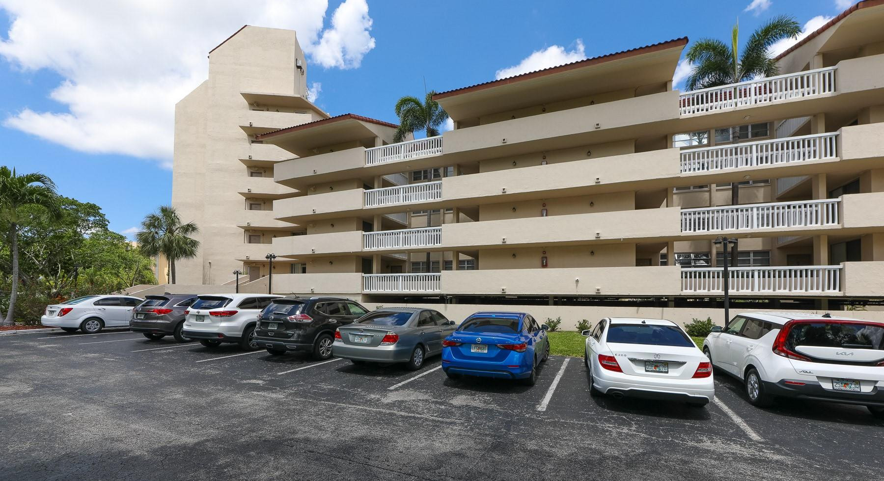 7081 Environ Boulevard 143