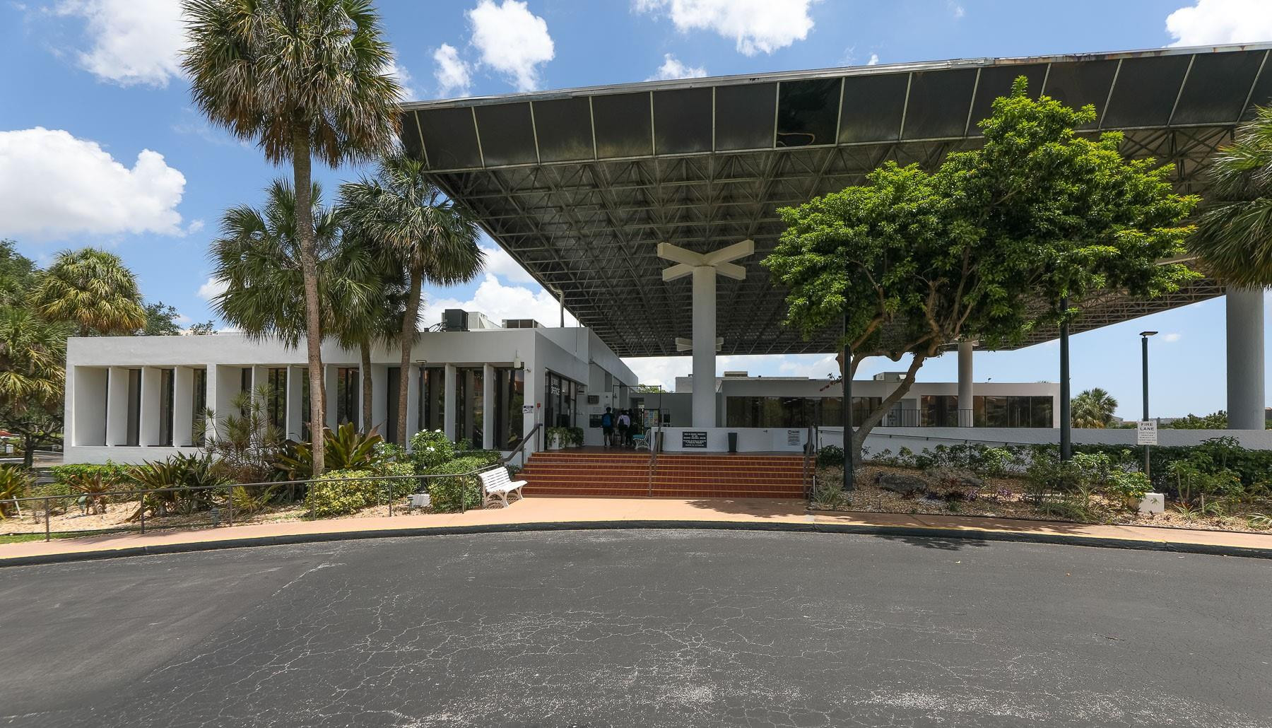 ENVIRON I CONDO 7 AND 8 - Residential Lease