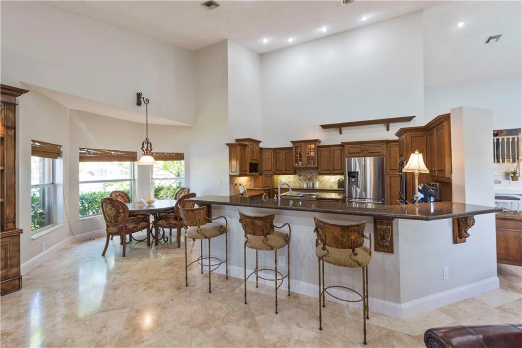 Jacaranda Area 985 97-20 - Residential