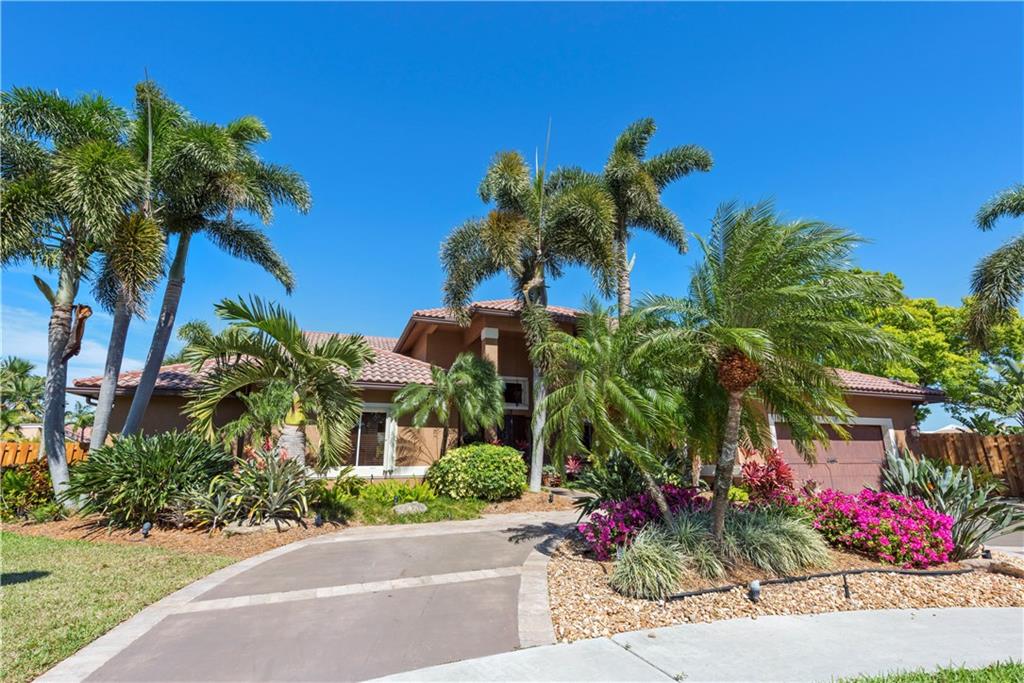 Jacaranda Area 985 97-20 - Residential