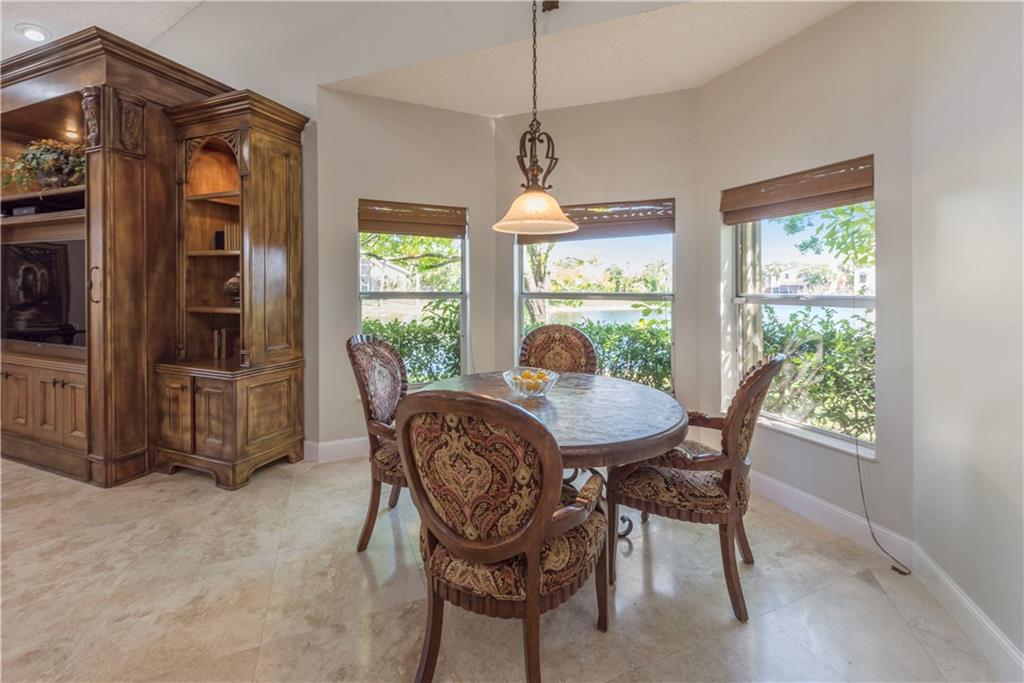 Jacaranda Area 985 97-20 - Residential