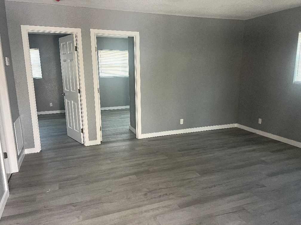229 NW 12th Court 1