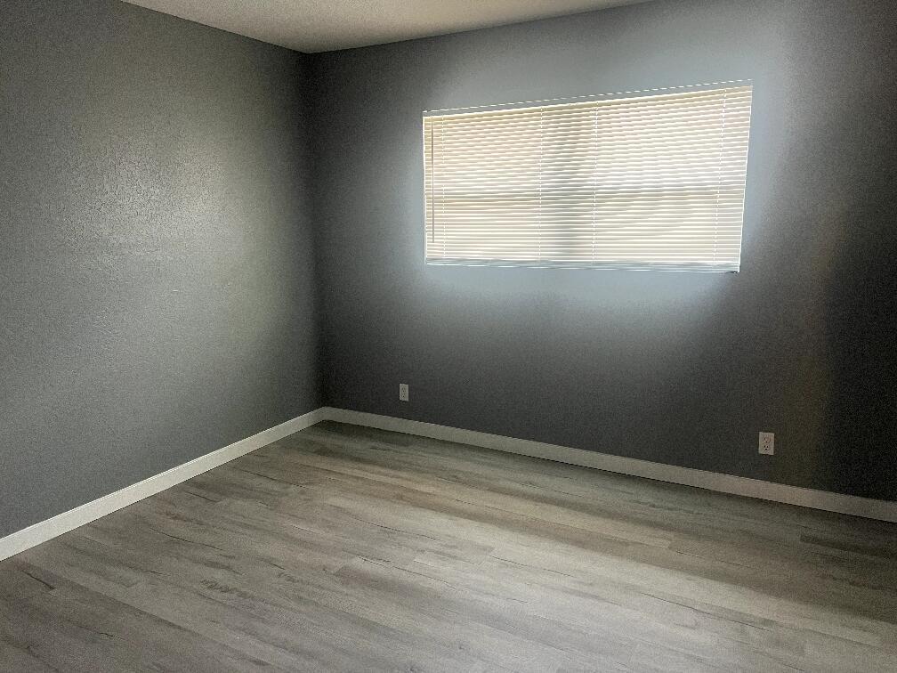 229 NW 12th Court 1