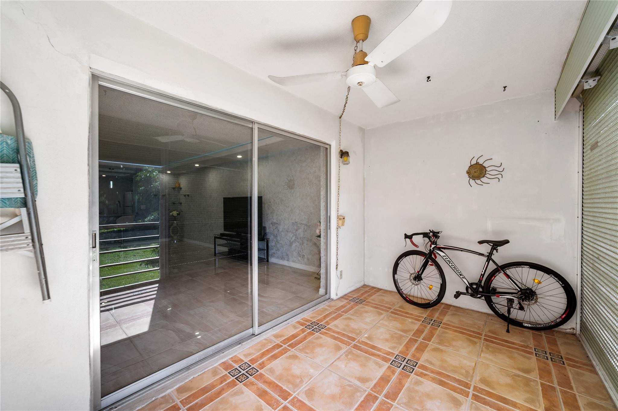 VILLAGE ROYALE GREENWOOD - Residential