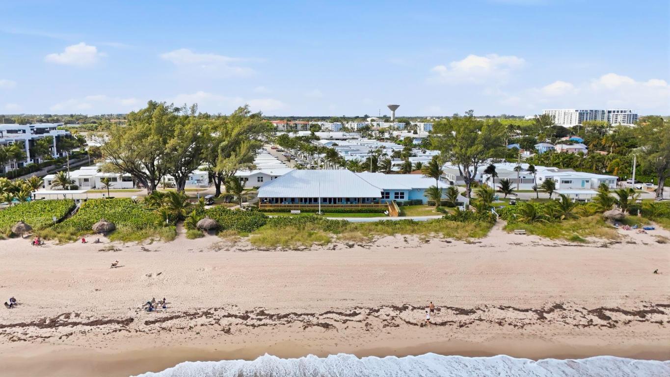 BRINY BREEZES - Residential