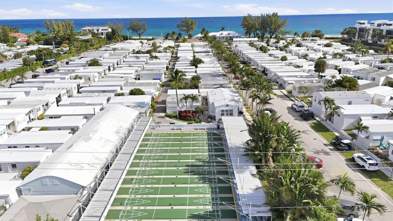 BRINY BREEZES - Residential