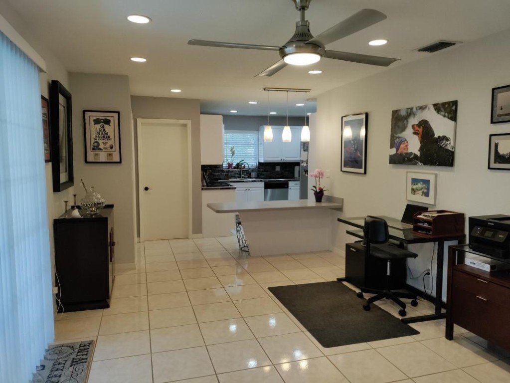 SAGA BAY SEC 1 PT 6 - Residential Lease