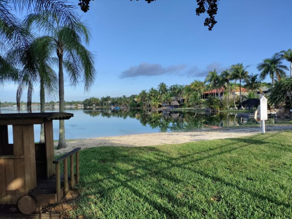 SAGA BAY SEC 1 PT 6 - Residential Lease