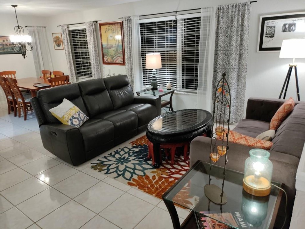 SAGA BAY SEC 1 PT 6 - Residential Lease