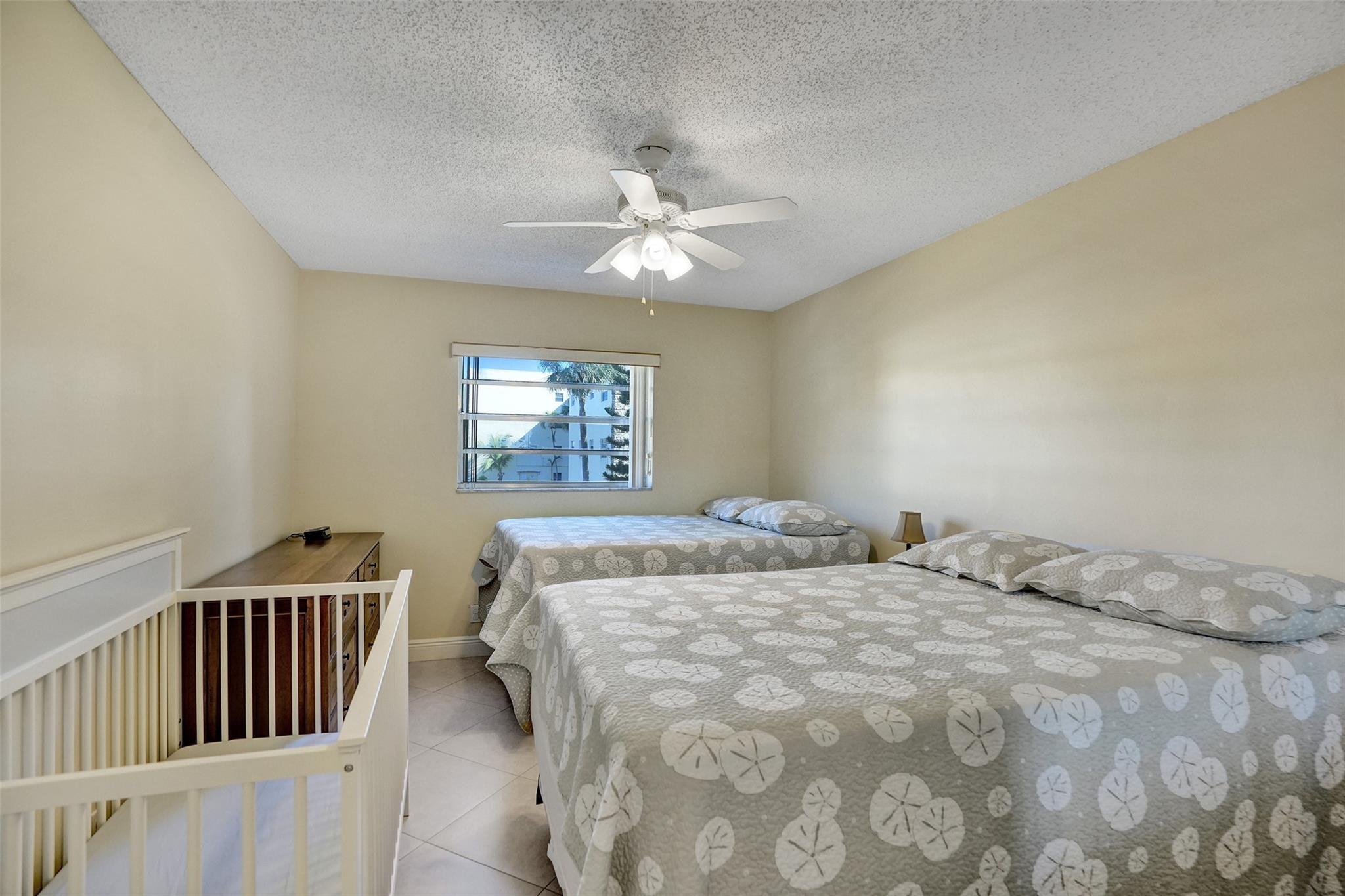 Garnet Condo - Residential