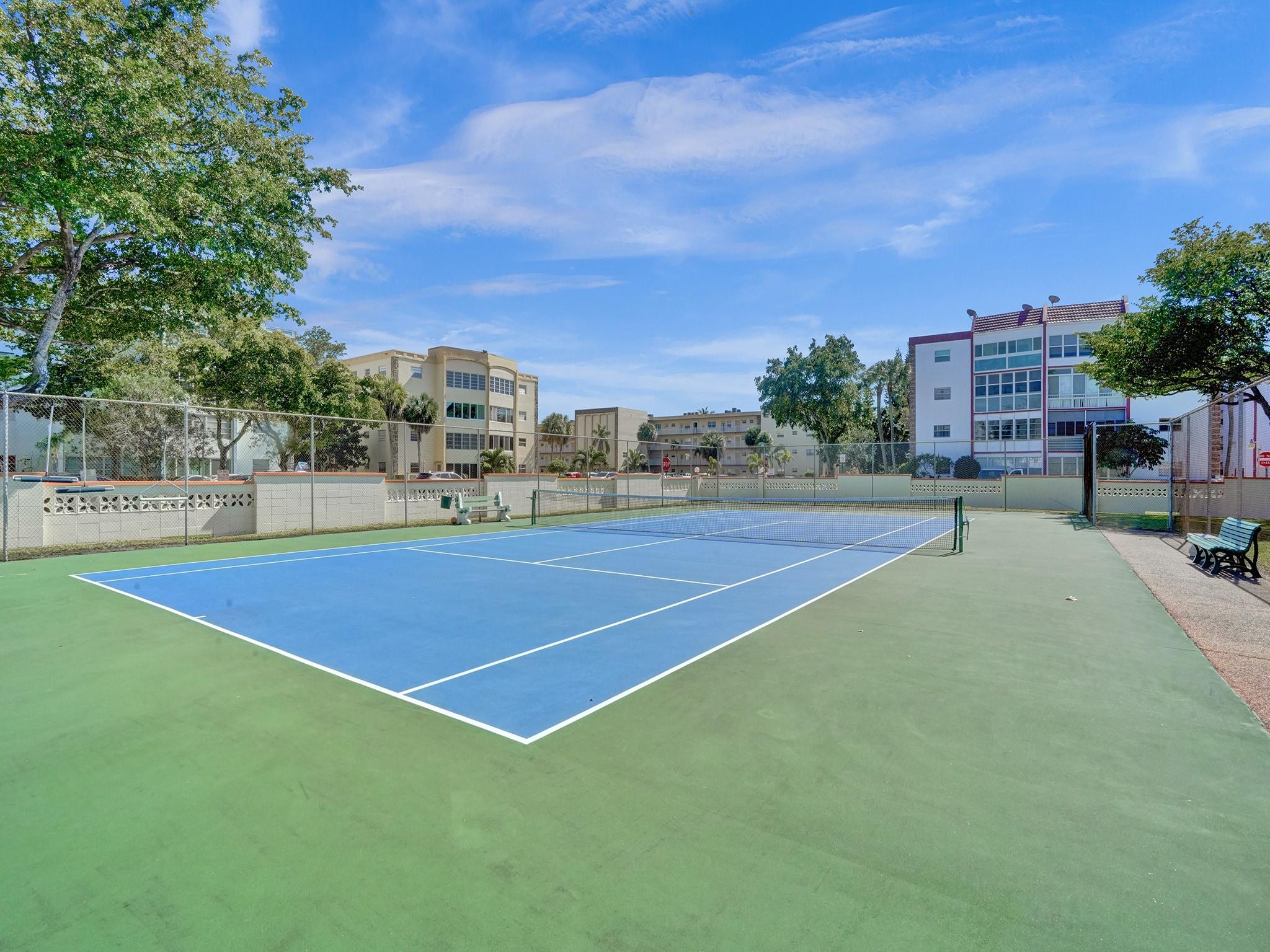 Garnet Condo - Residential