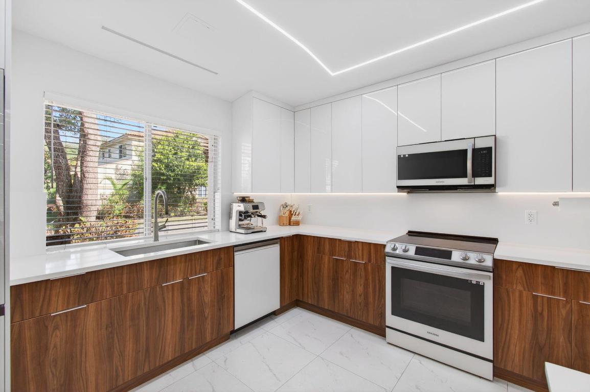 Cortina - Residential